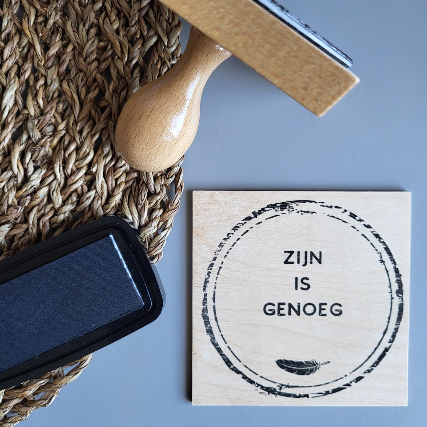 Stempeltjeswijsheid op hout: Zijn